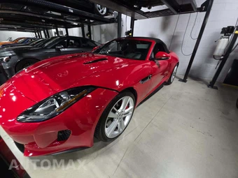 2014 Jaguar F-TYPE V8 S