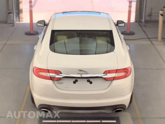 2014 Jaguar XF 2.0T - miniatura 5