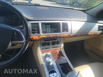 2014 Jaguar XF I4 T – miniatura 11