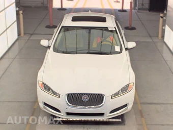 2014 Jaguar XF I4 T – miniatura 2
