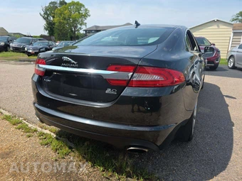 2014 Jaguar XF V6 SC - miniatura 3