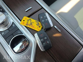 2014 Jaguar XF V6 SC - miniatura 8