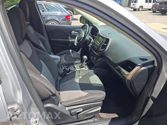 2014 Jeep Cherokee Latitude - miniatura 18