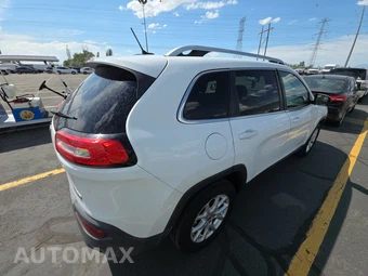 2014 Jeep Cherokee Latitude - miniatura 4