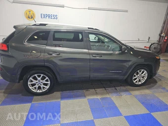 2014 Jeep Cherokee Latitude – miniatura 4