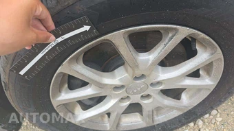 2014 Jeep Cherokee Latitude – miniatura 25