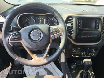2014 Jeep Cherokee Latitude - miniatura 10
