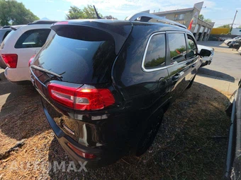 2014 Jeep Cherokee Latitude - miniatura 3