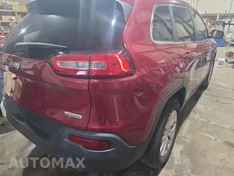 2014 Jeep Cherokee Latitude - miniatura 4