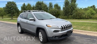 2014 Jeep Cherokee Latitude - miniatura 4