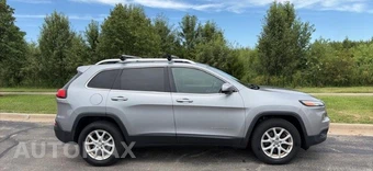 2014 Jeep Cherokee Latitude - miniatura 5
