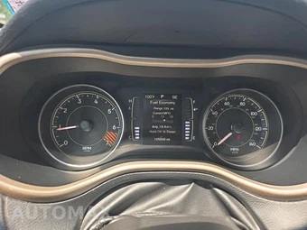 2014 Jeep Cherokee Latitude - miniatura 15