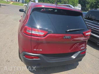 2014 Jeep Cherokee Latitude - miniatura 5