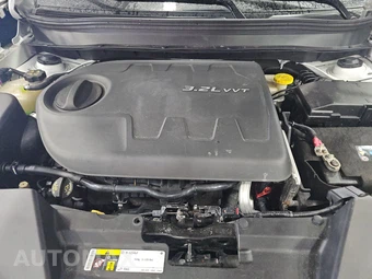 2014 Jeep Cherokee Latitude – miniatura 15
