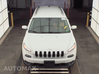 2014 Jeep Cherokee Latitude – miniatura 2