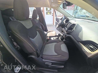 2014 Jeep Cherokee Latitude - miniatura 18