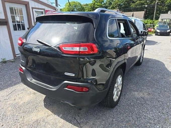2014 Jeep Cherokee Latitude - miniatura 3