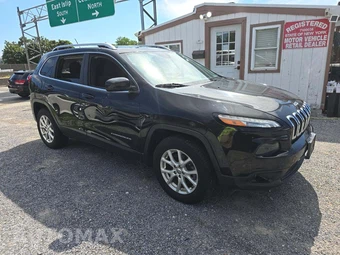 2014 Jeep Cherokee Latitude - miniatura 4