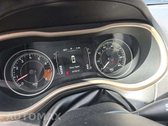 2014 Jeep Cherokee Latitude - miniatura 9
