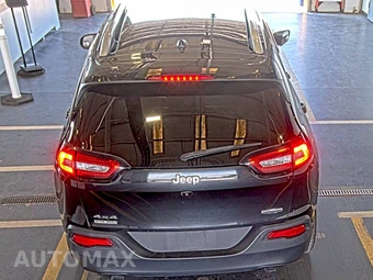 2014 Jeep Cherokee Latitude - miniatura 5