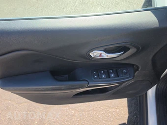 2014 Jeep Cherokee Limited - miniatura 9
