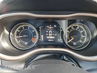 2014 Jeep Cherokee Sport - miniatura 24
