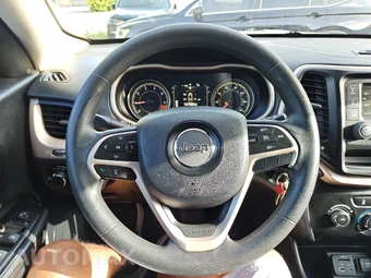 2014 Jeep Cherokee Sport - miniatura 25