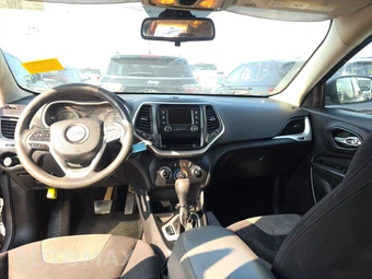 2014 Jeep Cherokee Sport - miniatura 11