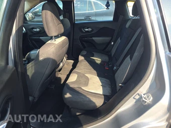 2014 Jeep Cherokee Sport - miniatura 13