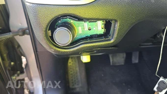 2014 Jeep Cherokee Sport - miniatura 26