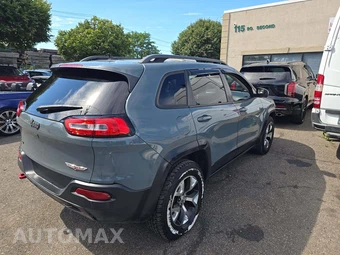 2014 Jeep Cherokee Trailhawk - miniatura 3