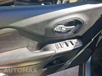 2014 Jeep Cherokee Trailhawk – miniatura 9