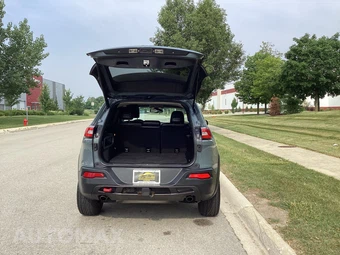 2014 Jeep Cherokee Trailhawk - miniatura 10