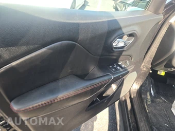 2014 Jeep Cherokee Trailhawk – miniatura 9