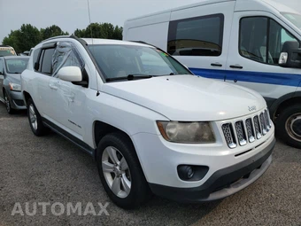 2014 Jeep Compass Latitude - miniatura 3