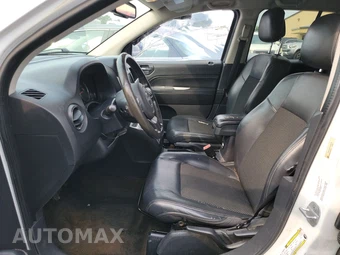 2014 Jeep Compass Latitude - miniatura 7