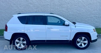 2014 Jeep Compass Latitude - miniatura 2