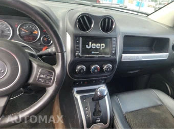 2014 Jeep Compass Latitude – miniatura 14
