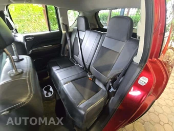 2014 Jeep Compass Latitude – miniatura 13