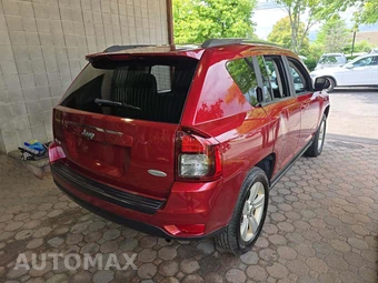 2014 Jeep Compass Latitude – miniatura 3