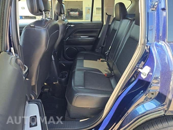2014 Jeep Compass Latitude - miniatura 10
