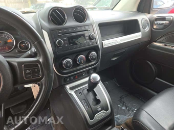 2014 Jeep Compass Latitude – miniatura 10