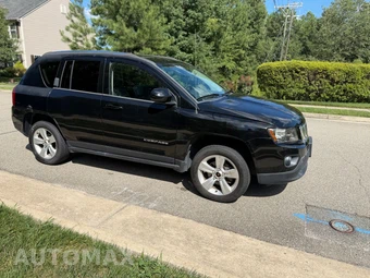 2014 Jeep Compass Latitude - miniatura 10