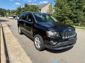 2014 Jeep Compass Latitude - miniatura 9
