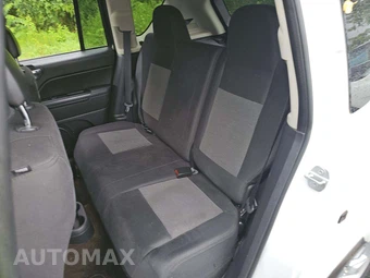 2014 Jeep Compass Sport – miniatura 13