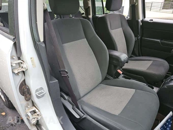 2014 Jeep Compass Sport – miniatura 18