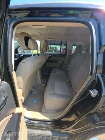 2014 Jeep Compass Sport – miniatura 10