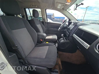 2014 Jeep Compass Sport – miniatura 8
