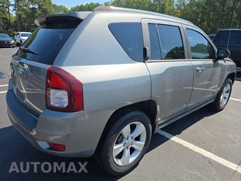2014 Jeep Compass Sport – miniatura 3