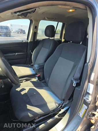 2014 Jeep Compass Sport – miniatura 6
